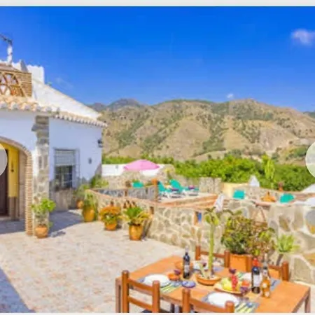 Aranzazu With Private Pool Вилла