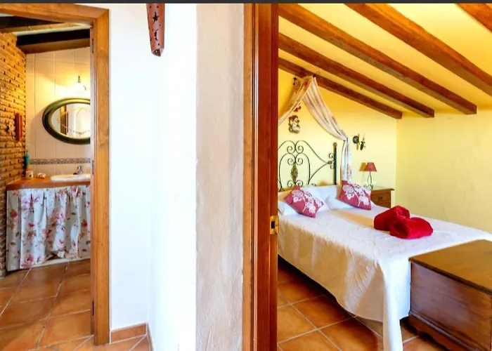 Aranzazu With Private Pool Villa *